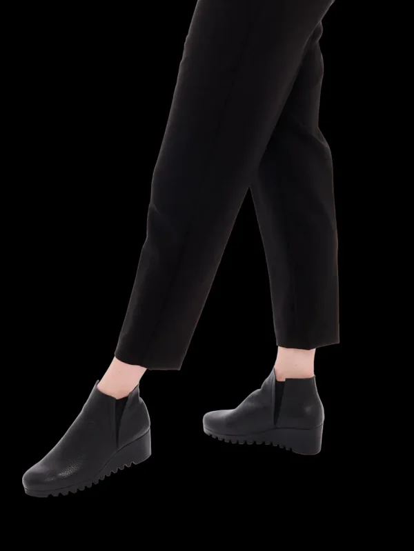 Arche Women's Larkya Ankle Boots Shoes - 3 Available Colors From 35 To 42 -