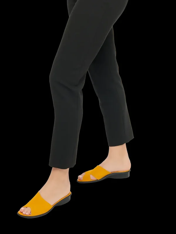 womens_salina_slippers_sh_5.webp Arche Women's Salina Slippers Shoes - 2 Available Colors From 35 To 42 -